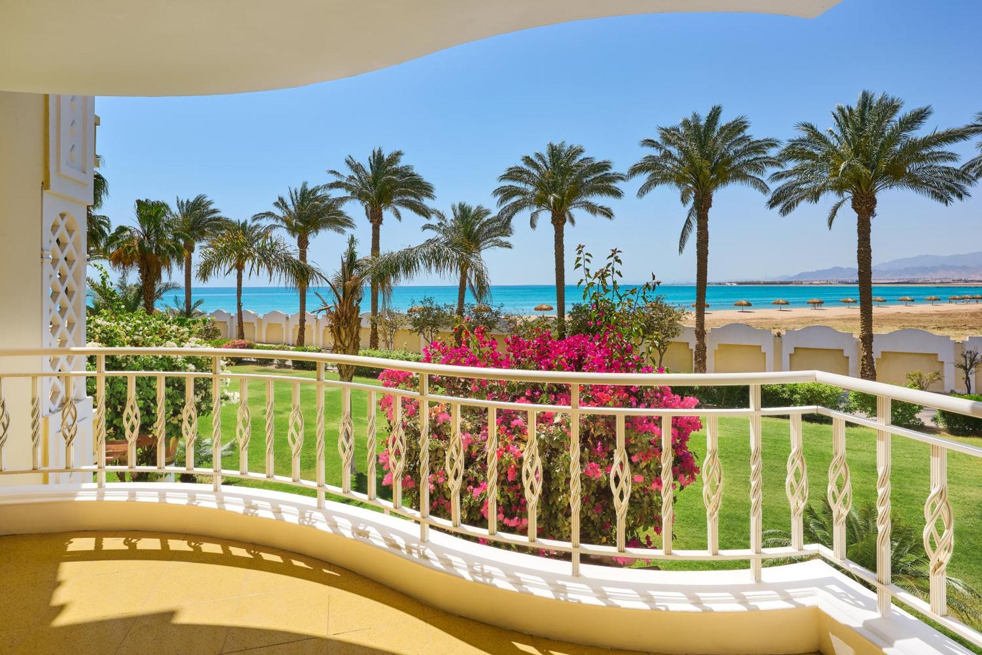 Palm Royale Resort - Soma Bay Exterior photo