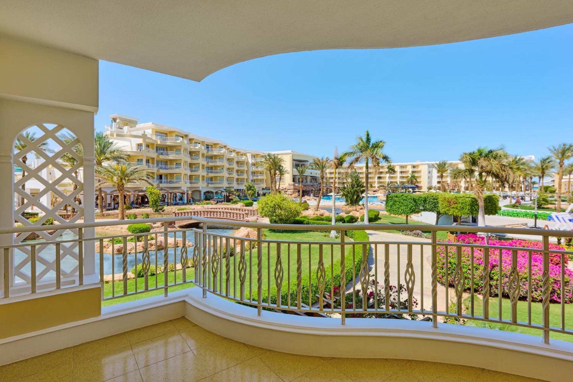 Palm Royale Resort - Soma Bay Exterior photo